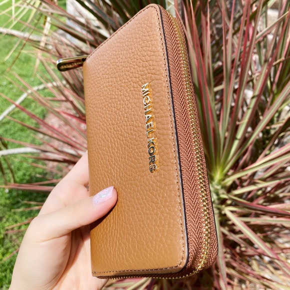 Michael kors jet set travel wallet luggage leather - Picture 3 of 5